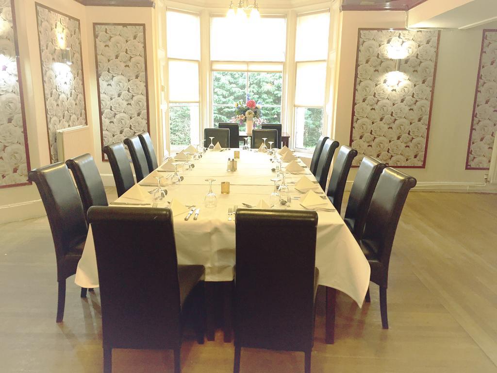 Kaim Park Hotel Bathgate Eksteriør billede