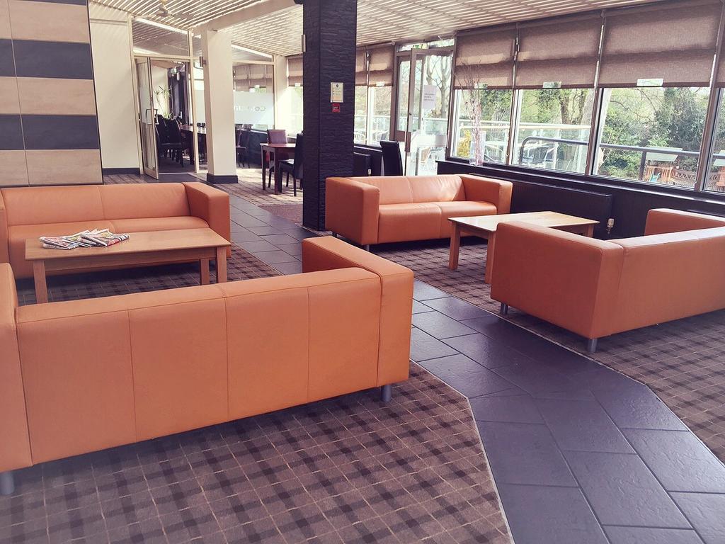 Kaim Park Hotel Bathgate Eksteriør billede