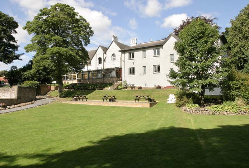 Kaim Park Hotel Bathgate Eksteriør billede