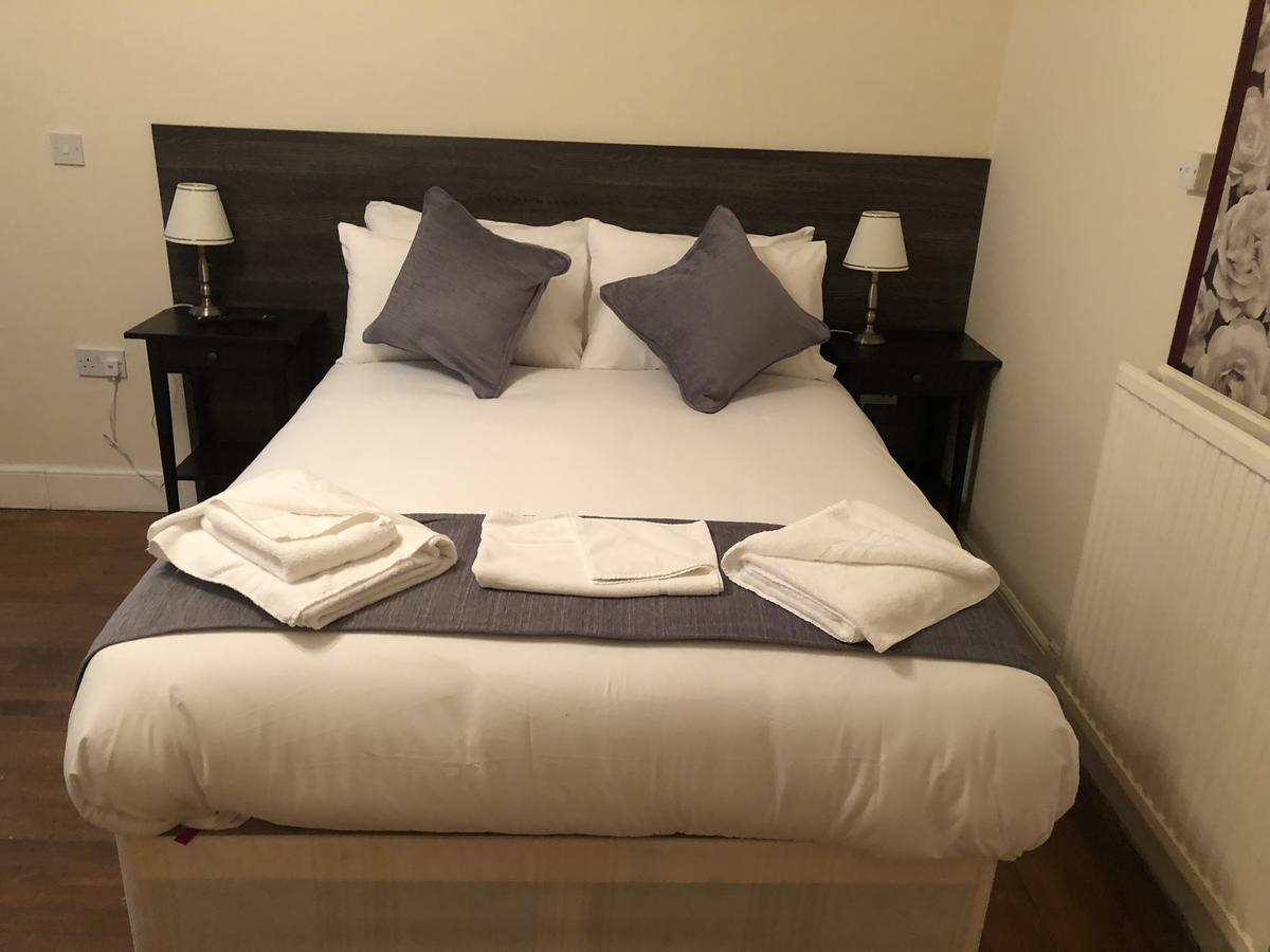 Kaim Park Hotel Bathgate Eksteriør billede