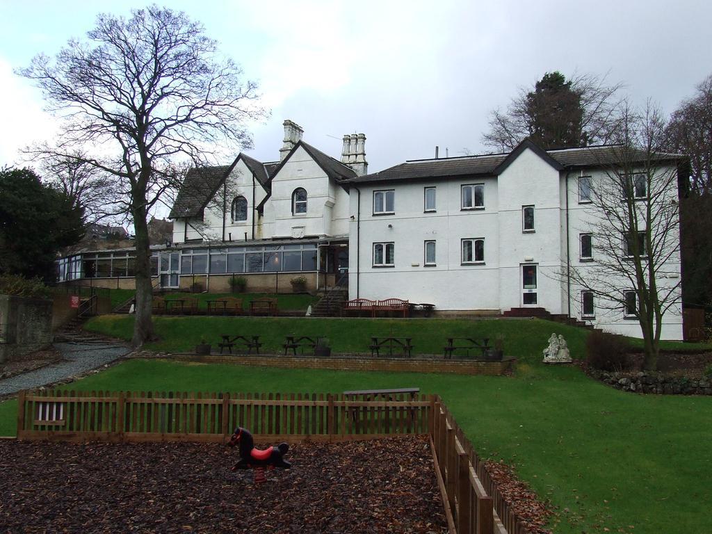 Kaim Park Hotel Bathgate Eksteriør billede